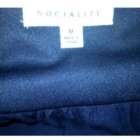 SOCIALITE NAVY BACK CUTOUT DRESS SZ.M EUC - Picture 6 of 7